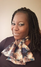 Men and women's matching handkerchief and neck scarf set!
